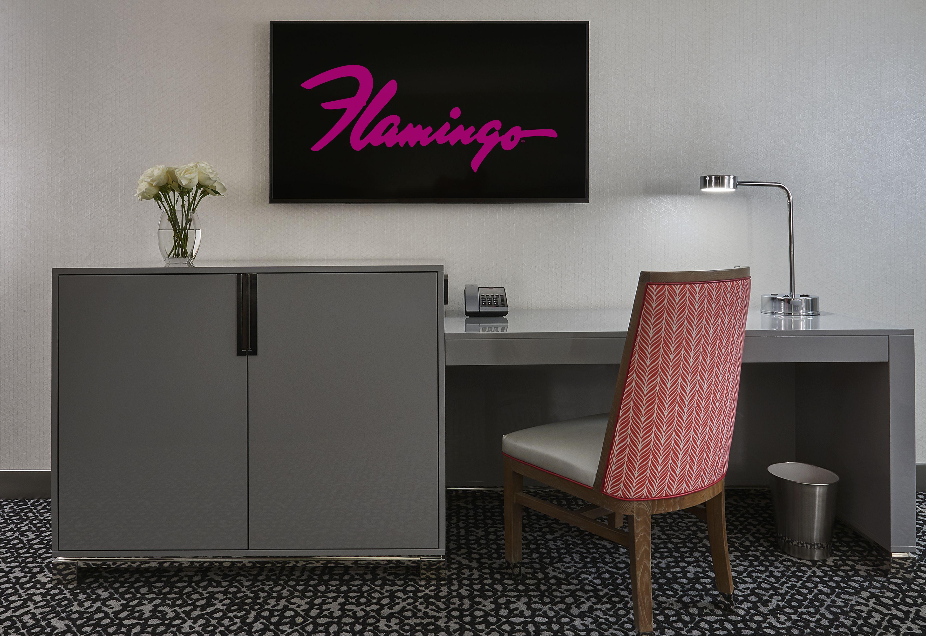 Flamingo Room, 2 Queens, Garden View, Habitat Tower